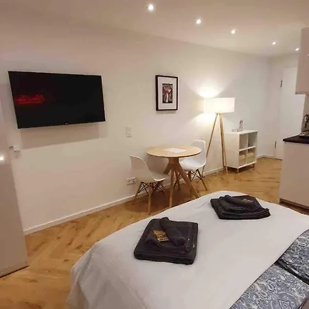 Apartmán 10 With Balcony *